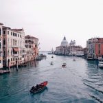 Venecia o Milán: cómo designar entre los dos