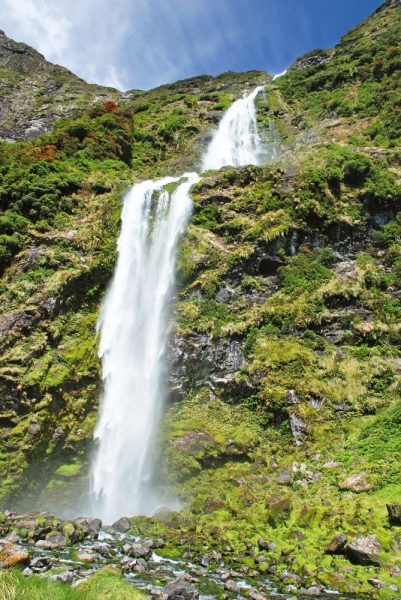 15 increíbles cascadas en Nueva Zelanda