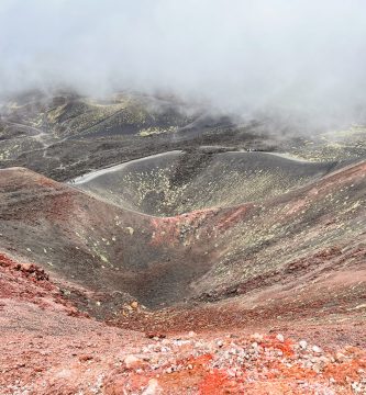 Excursión al Etna: una aventura fascinante entre mitos, naturaleza y fuerza volcánica