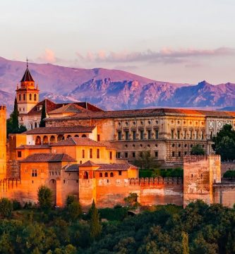 Alhambra un viaje al pasado de la España musulmana