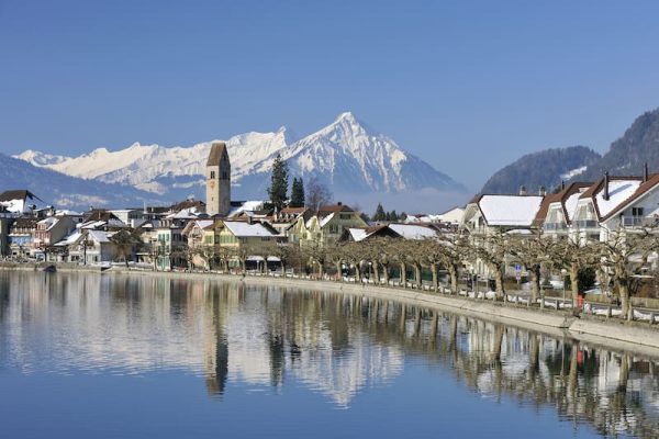 Interlaken: Aventura y paisajes impresionantes en los Alpes suizos