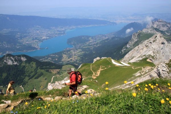 Visita el lago de Annecy: guía completa