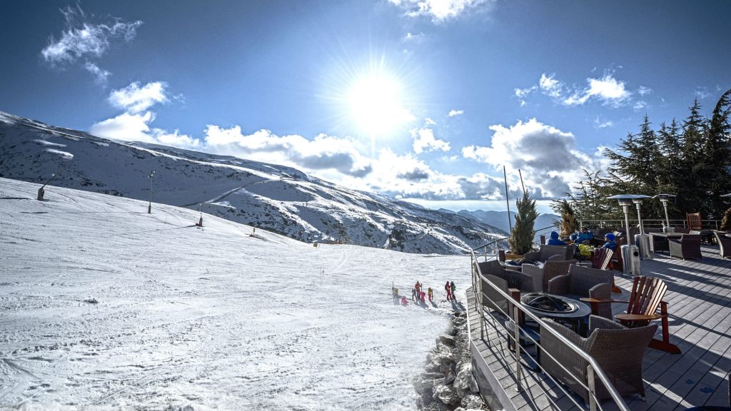 Sierra Nevada la única estación de esquí de España en el sur