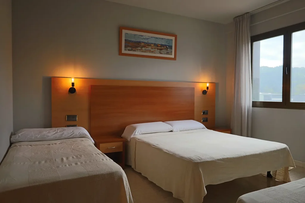 Aventúrate en hotel sant celoni telefono: Lo que no te puedes perder.