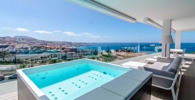 Explorando hotel con jacuzzi Tenerife una experiencia única y emocionante.