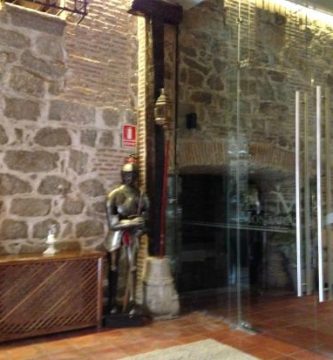 Sumérgete en la magia de hoteles con cena de nochevieja en ávila experiencias inolvidables.